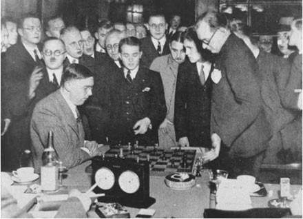 Euwe's Most Brilliant Victory Over Alekhine - Best of the 30s